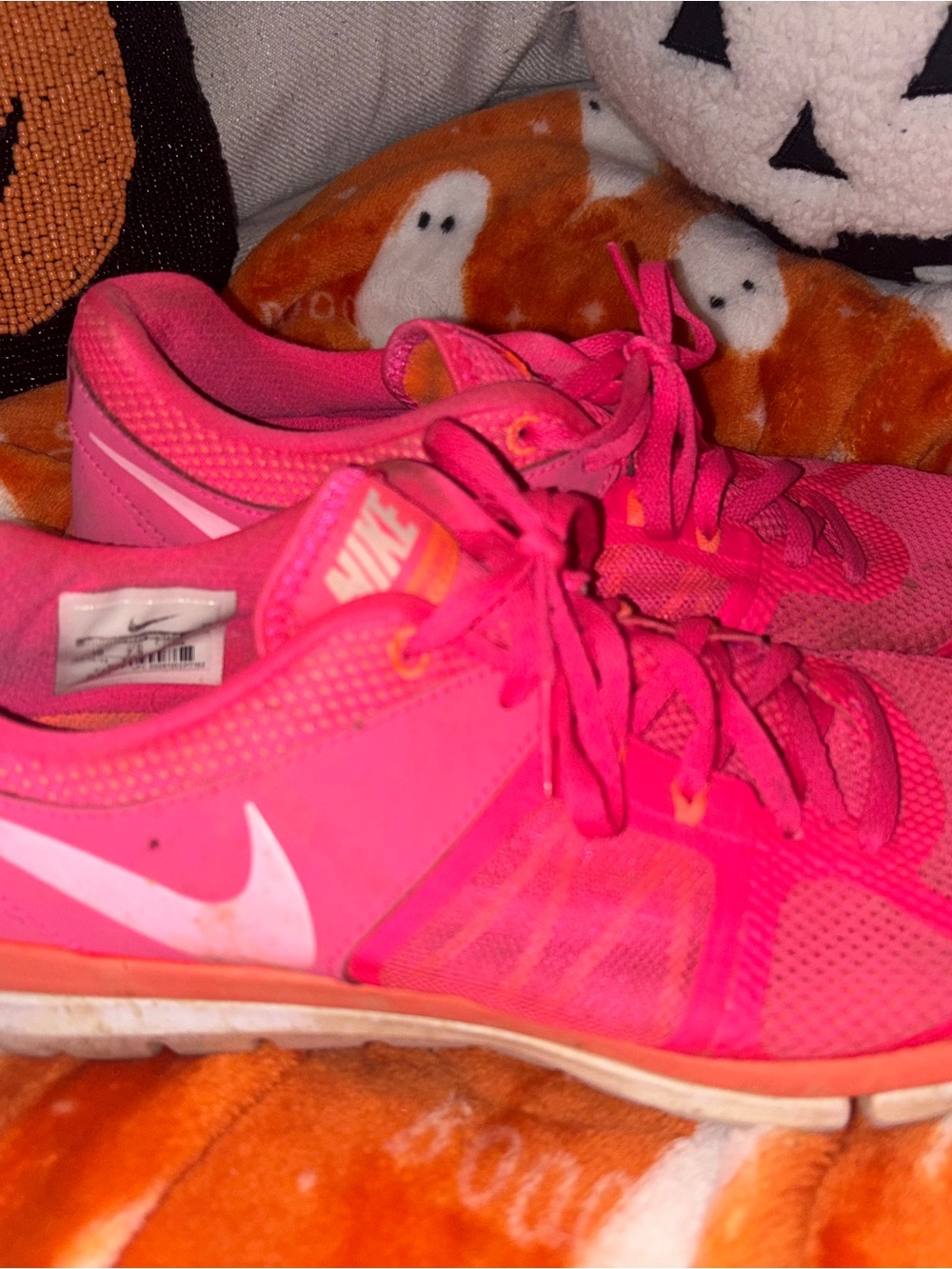 Nike Women's Hot Pink Mesh Training Sneakers - Picture 2 of 5